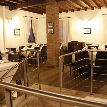 Hotel La Vecchia Reggio Reggio nell'Emilia Zewnętrze zdjęcie