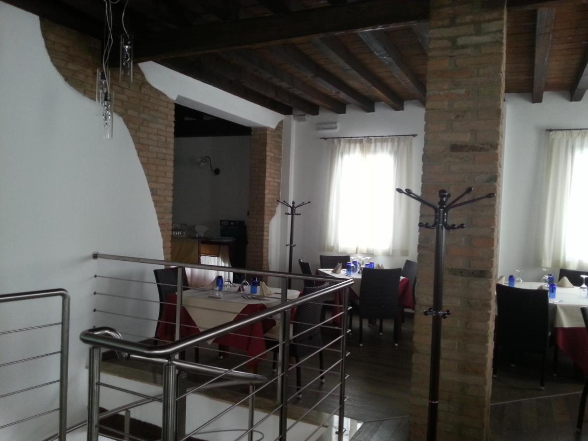 Hotel La Vecchia Reggio Reggio nell'Emilia Zewnętrze zdjęcie