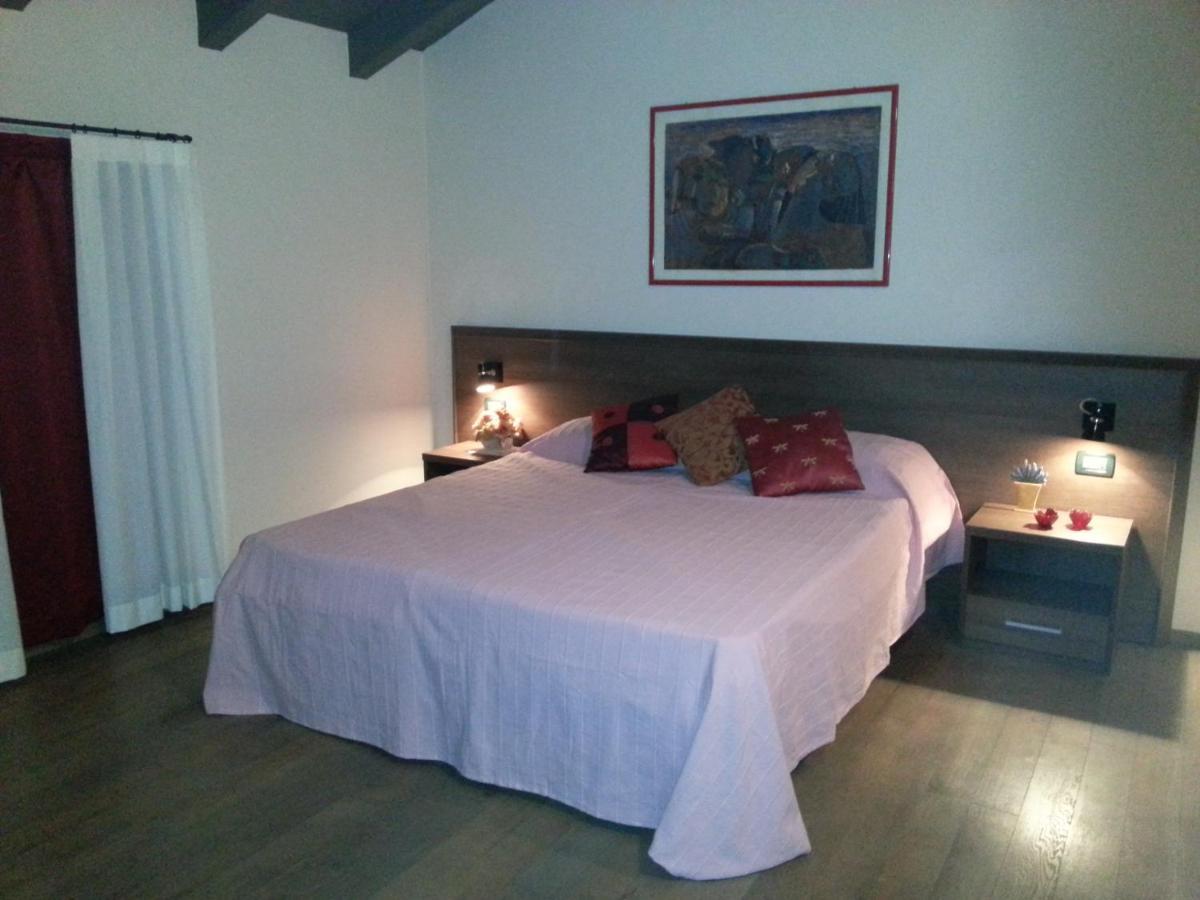Hotel La Vecchia Reggio Reggio nell'Emilia Zewnętrze zdjęcie